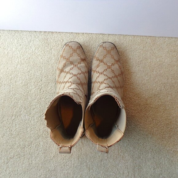 Just Fab Women's Vernetta Chelsea Boot Taupe Mid‎ Heels Calf Size 7 Excellent! - Picture 4 of 8